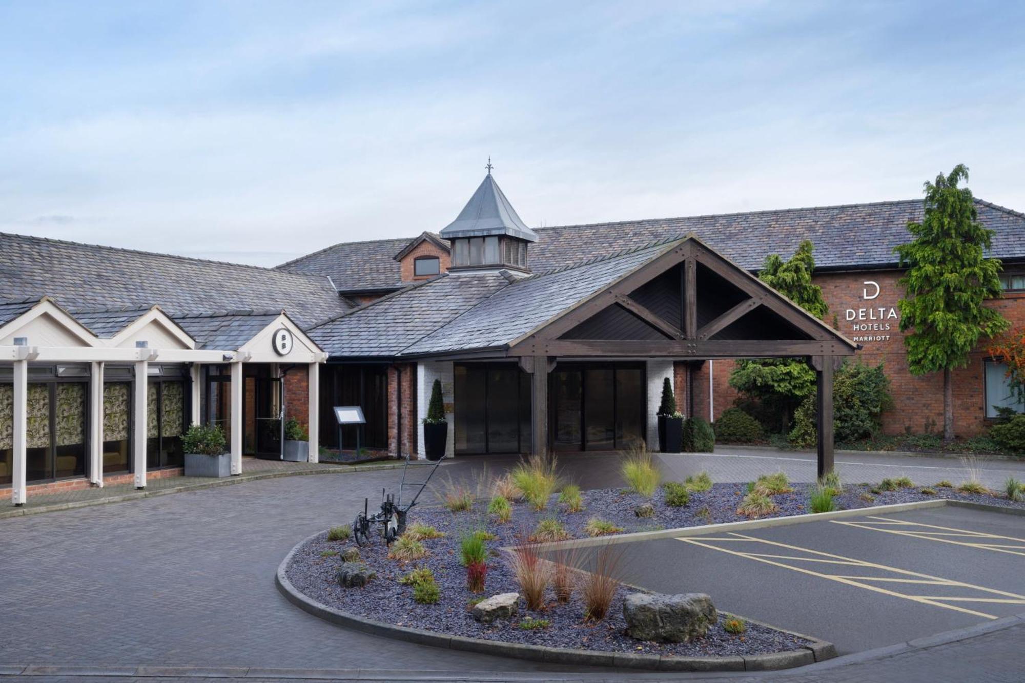 Delta Hotels By Marriott Manchester Airport Hale (Greater Manchester) Exterior foto