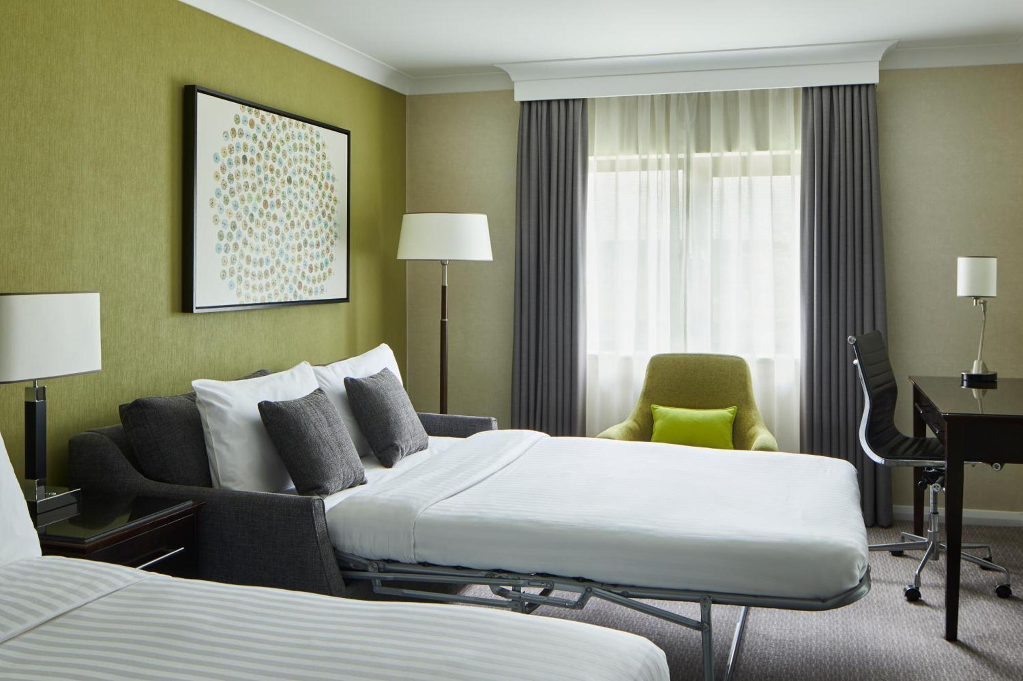 Delta Hotels By Marriott Manchester Airport Hale (Greater Manchester) Exterior foto
