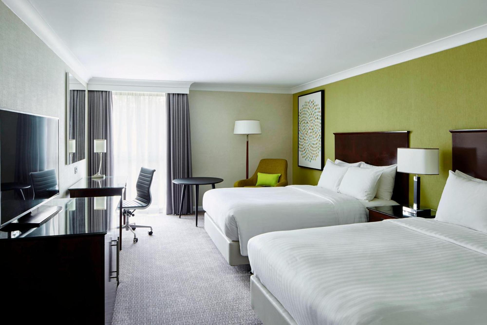 Delta Hotels By Marriott Manchester Airport Hale (Greater Manchester) Exterior foto