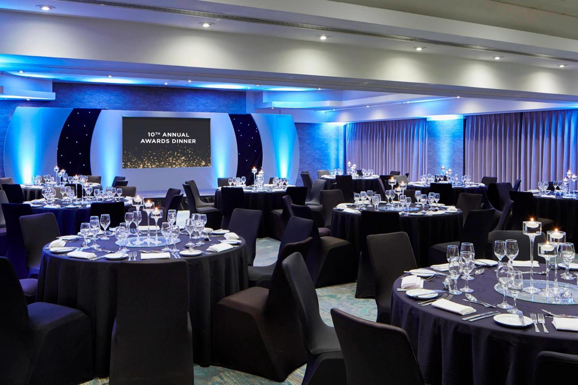 Delta Hotels By Marriott Manchester Airport Hale (Greater Manchester) Exterior foto