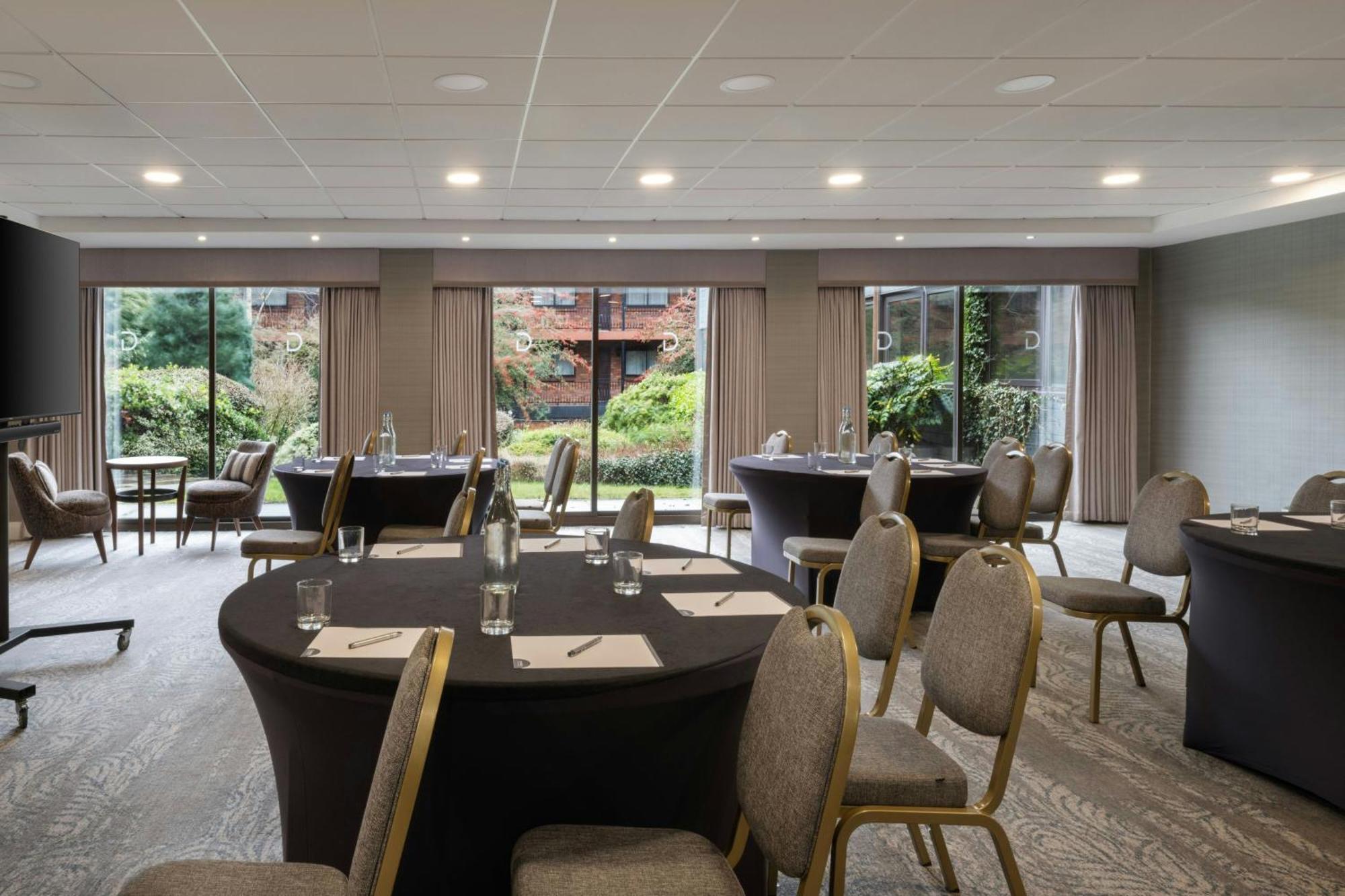 Delta Hotels By Marriott Manchester Airport Hale (Greater Manchester) Exterior foto