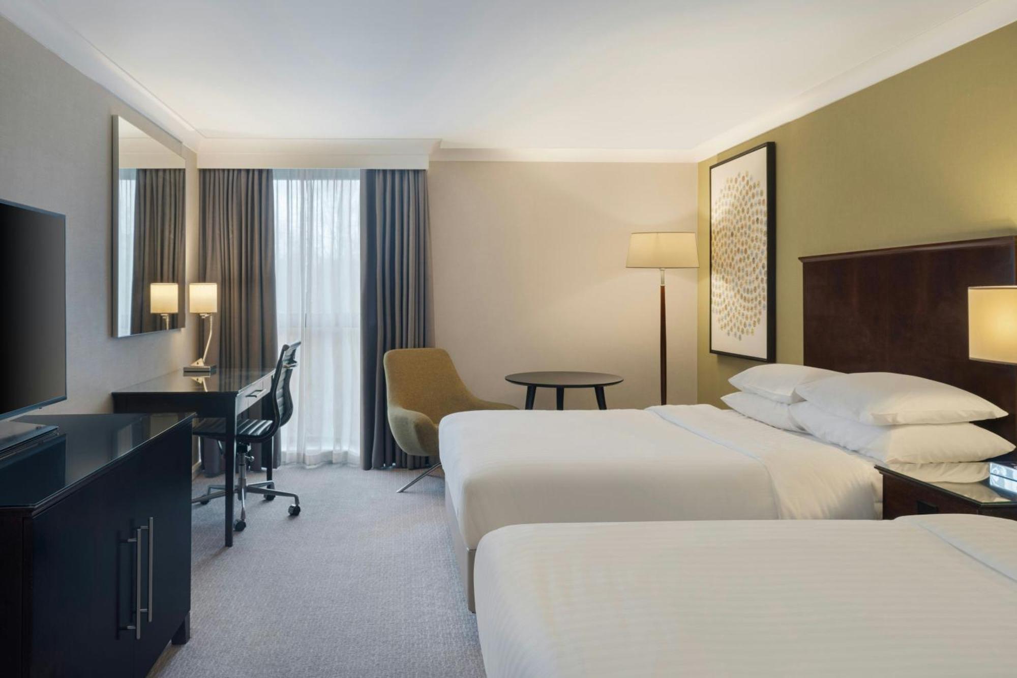 Delta Hotels By Marriott Manchester Airport Hale (Greater Manchester) Exterior foto